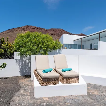 Villa Ereza Royal Deluxe Hoopoe 102 *